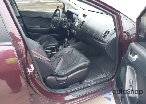 2017 Kia Forte Lx z USA, uszkodzony, nr VIN 3KPFL4A75HE151472